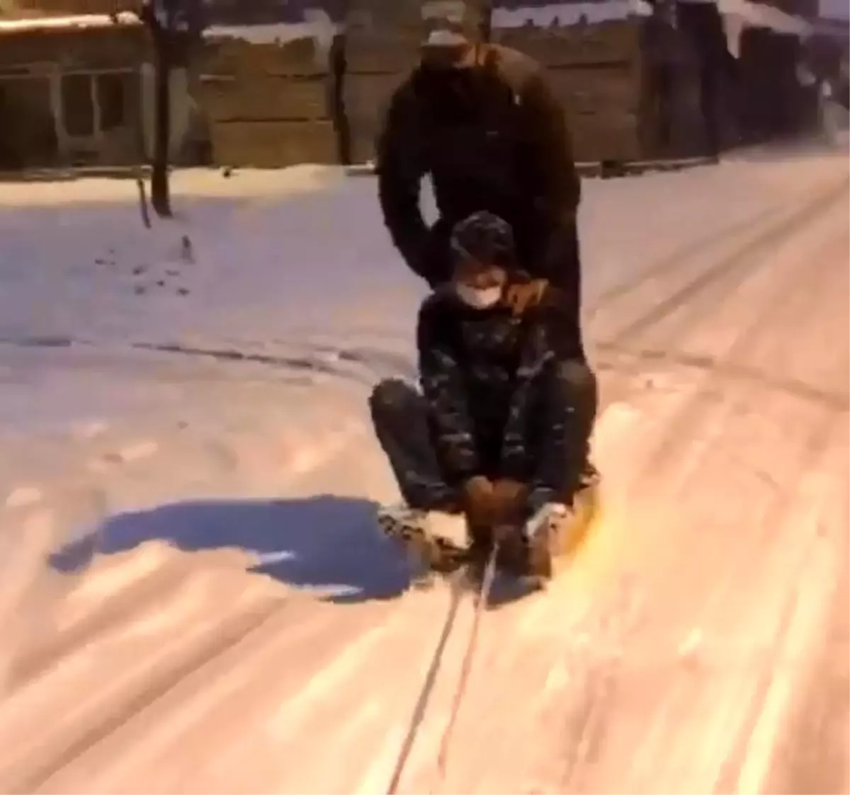 Yurdum insanı karda hünerlerini konuşturdu