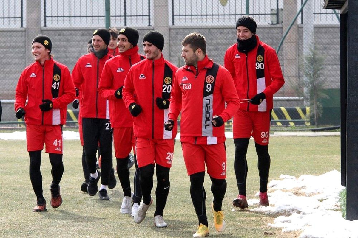 Eskişehirspor, Samsunspor maçının hazırlıklarına başladı