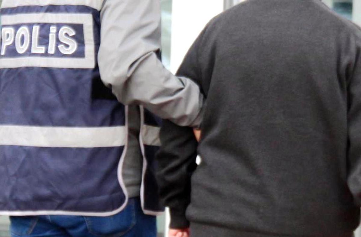 Firari FETÖ üyesi polis tarafından yakalandı