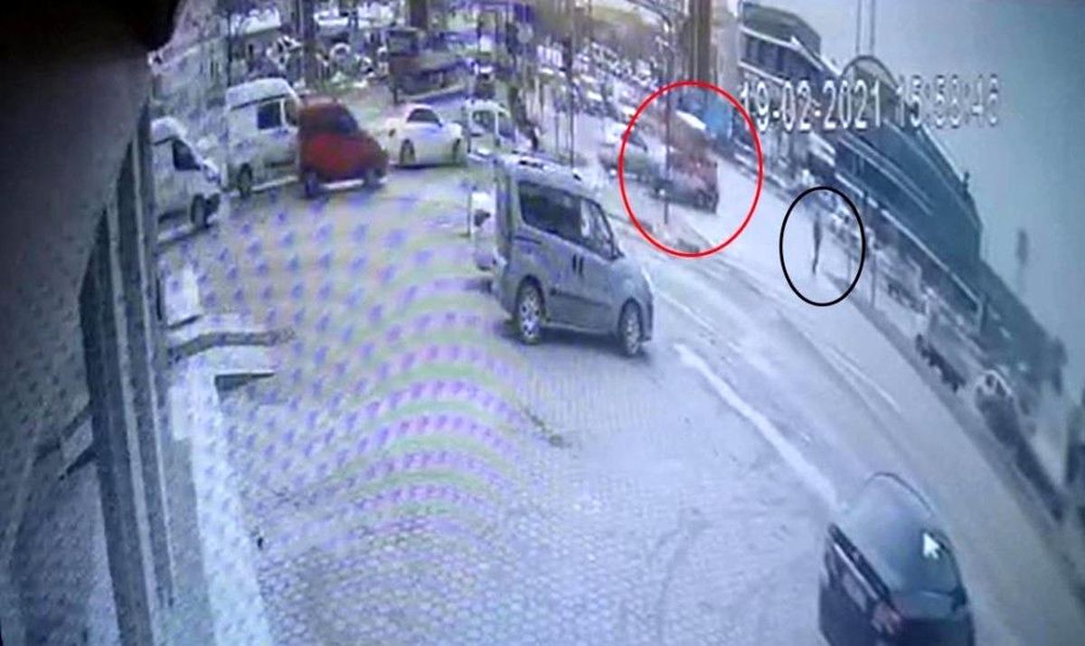 Son dakika... Işık ihlali yüzünden yaşanan kaza kameralara böyle yansıdı