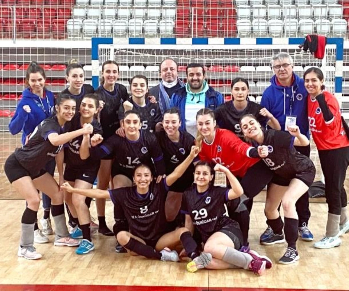 Kadınlar Hentbol Süper Ligi: Sivas Belediyespor: 25 Üsküdar Belediyespor: 27