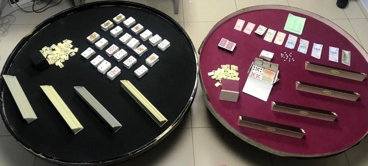Kumar oynayan şahıslara polislerden suçüstü