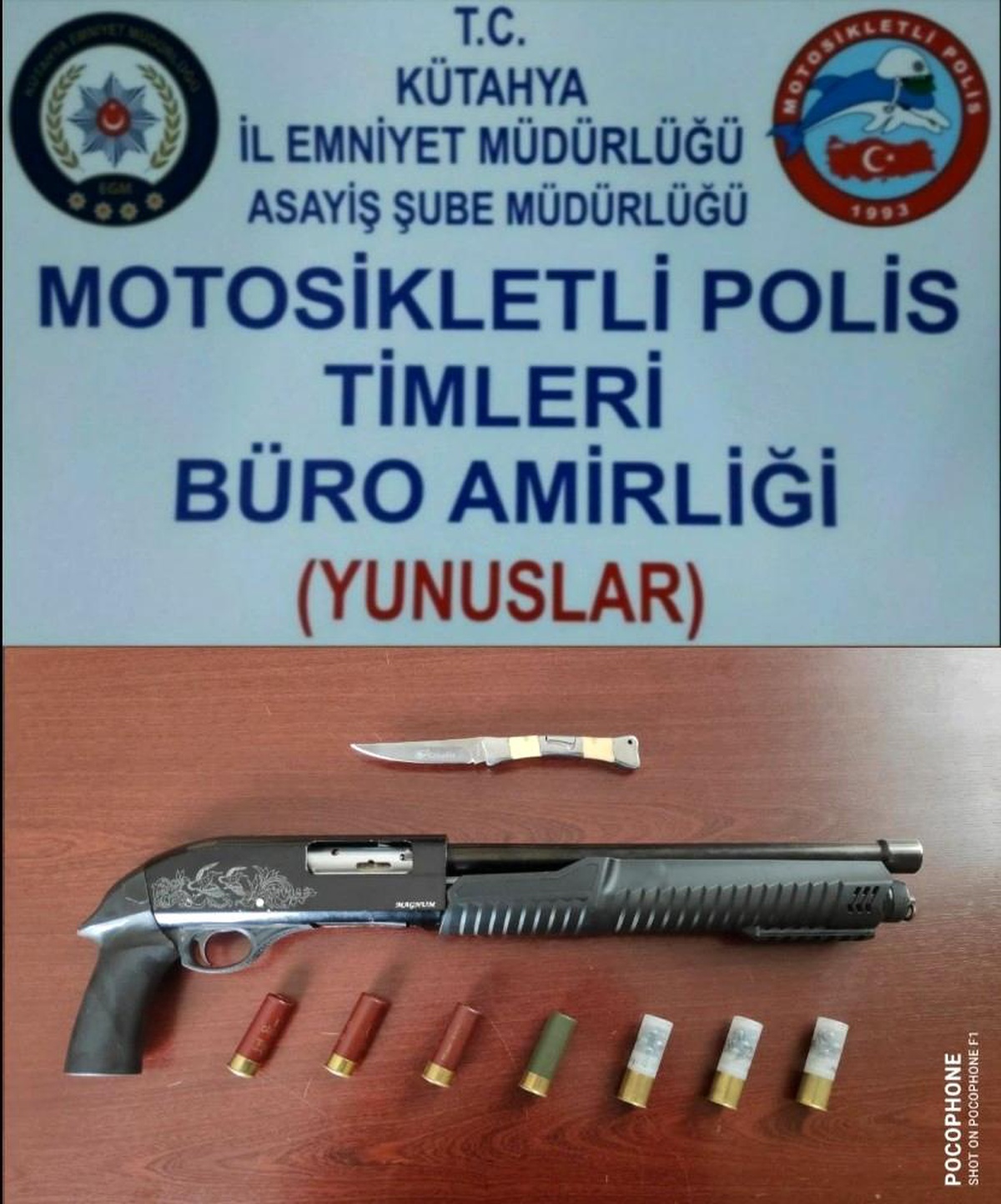 Kütahya\'da ruhsatsız pompalı tüfek ve kesici alet ele geçirildi