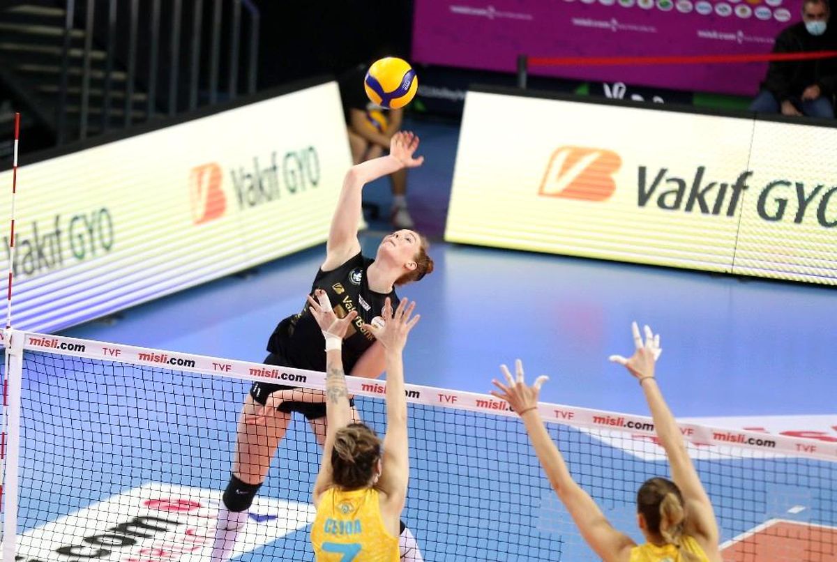 Lider VakıfBank\'tan 28. galibiyet