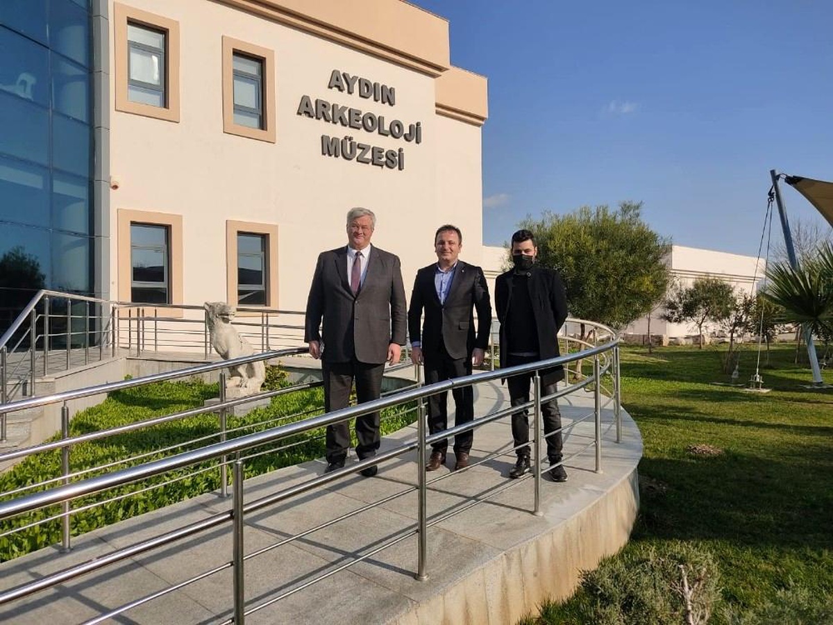 Ukrayna Ankara Büyükelçisi Sybiha, Aydın Arkeoloji Müzesi\'ni ziyaret etti