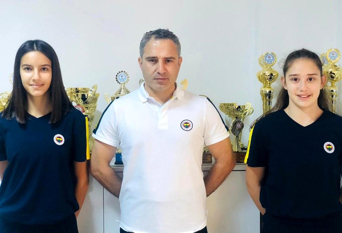 Antrenör Niyazi Gülhan Fenerbahçe ile anlaştı