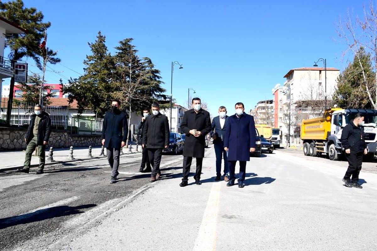 İstasyon Caddesi\'ne şerit düzenlemesi