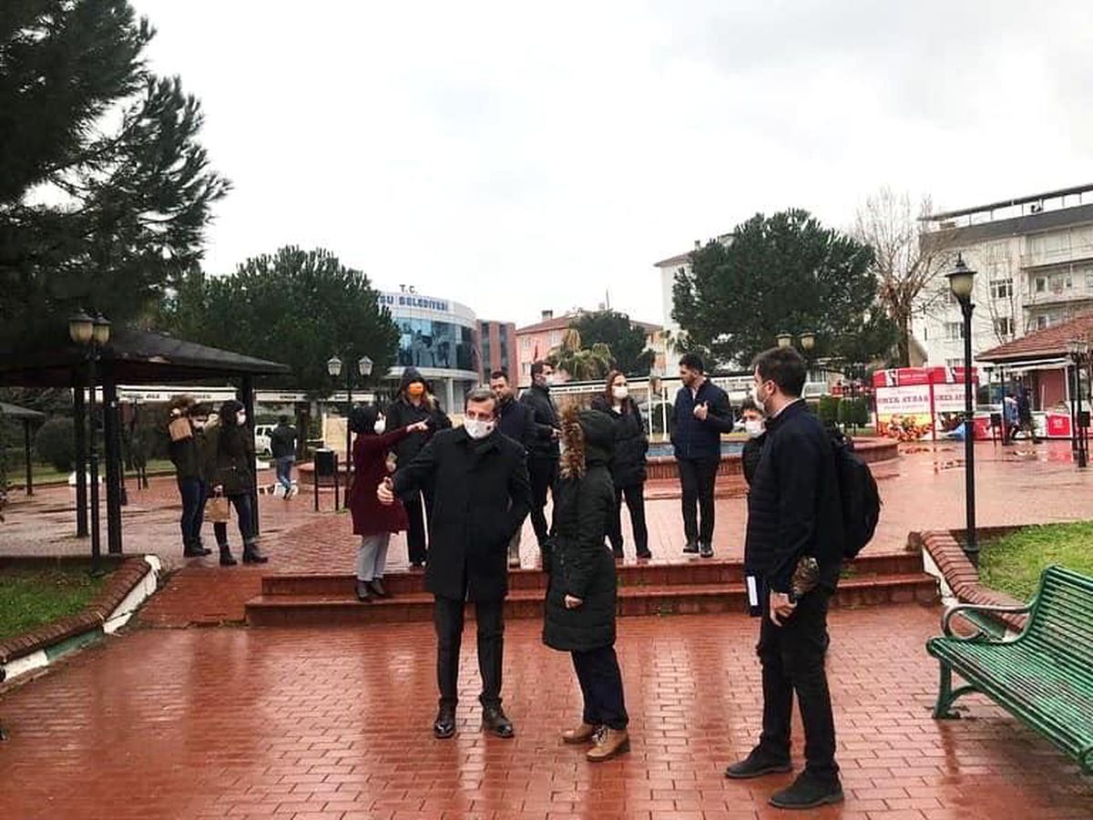 Gürsu\'nun kalbi ve simgesi olacak yeni kent meydanı oluşuyor