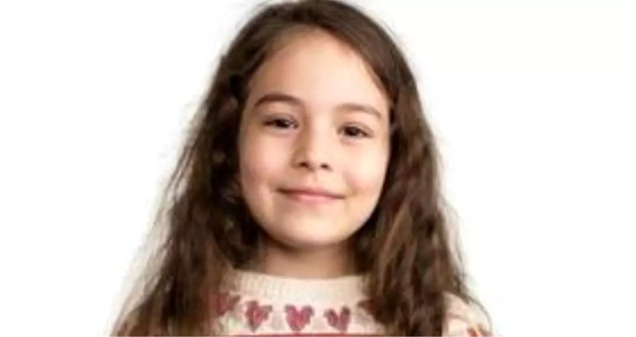 Kardeşlerim: Emel kimdir? Kardeşlerim dizisinde Emel Eren rolünü canlandıran Aylin Akpınar kimdir?