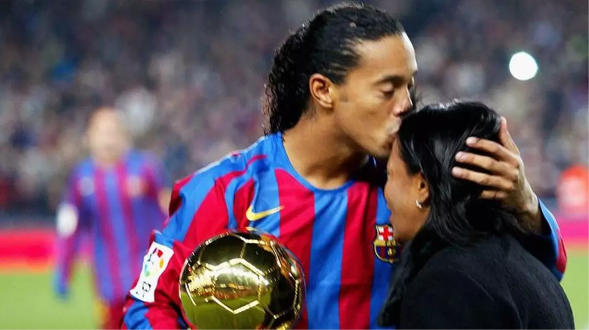 Ronaldinho\'nun annesi Dona Miguelina, 71 yaşında koronavirüs nedeniyle hayatını kaybetti