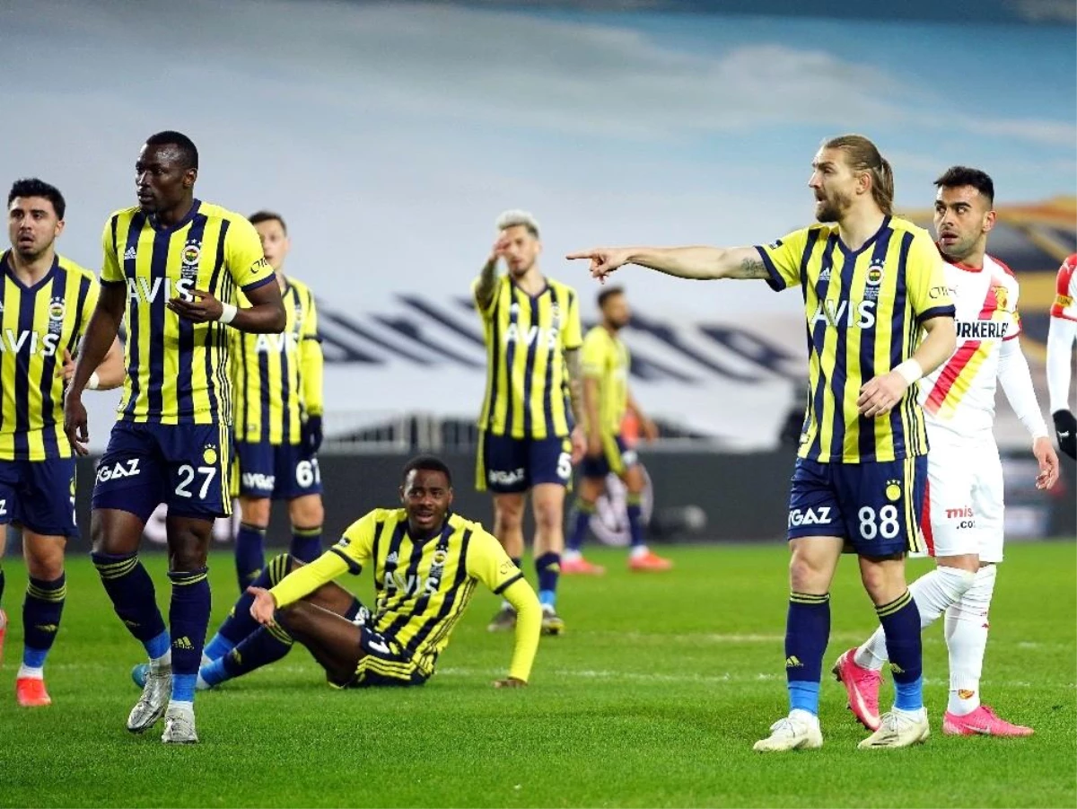 Süper Lig: Fenerbahçe: 0 - Göztepe: 1 (İlk yarı)