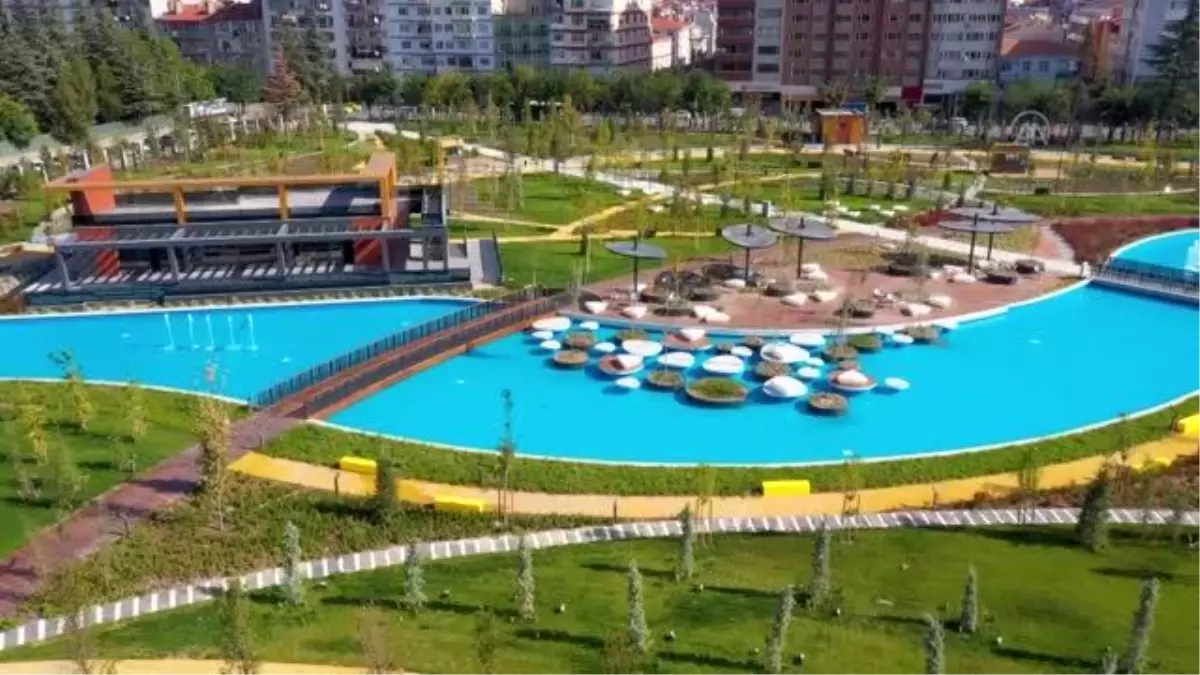 TOKİ, eski stadyum alanlarını "Millet Bahçesi"ne dönüştürerek yeşillendirdi