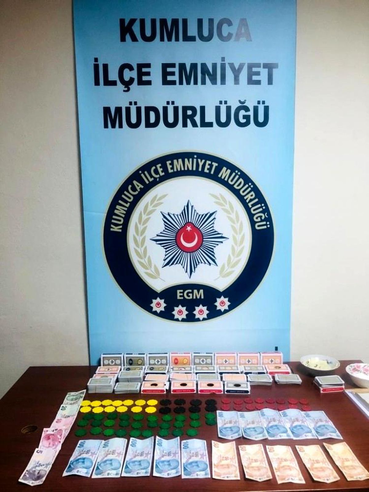 Antalya\'da kumar oynayan ve oynatanlara 59 bin TL ceza