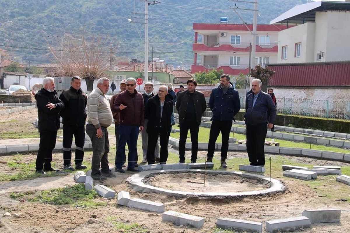 Başkan Kaplan, Yeniköy\'e modern park kazandıracak