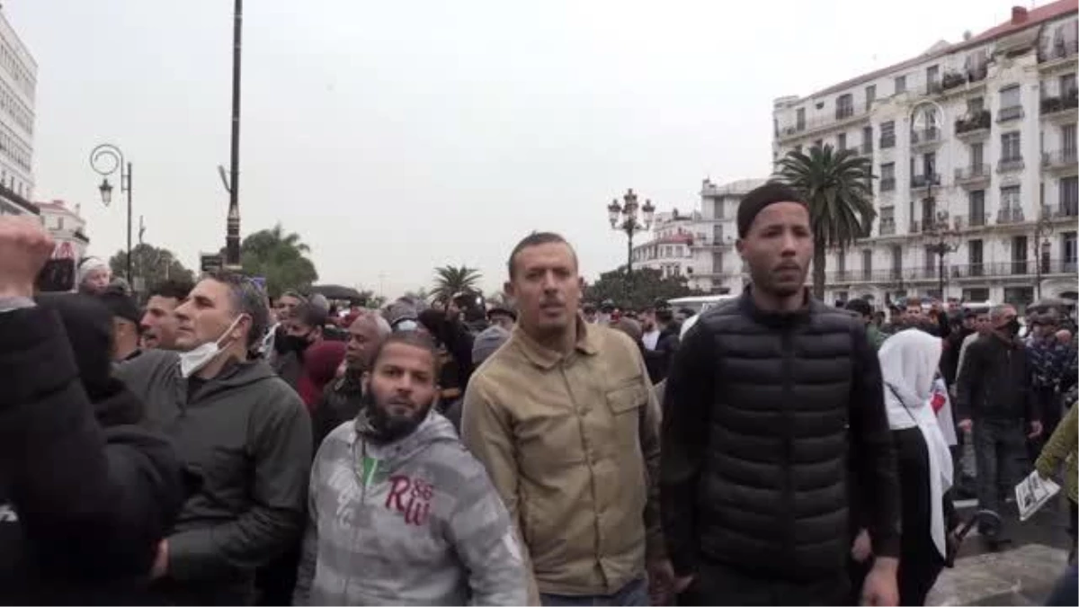 Cezayir\'de halk, "Hirak" protestolarının 2. yıl dönümünde yine meydanlara indi