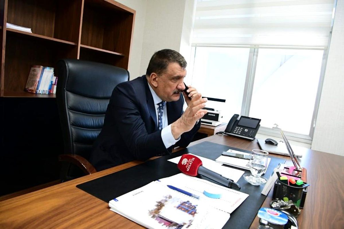 Gürkan hizmetlerini anlattı