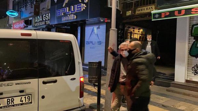 Karşı apartmandaki kadınlara bakıp mastürbasyon yapan sapık gözaltına alındı