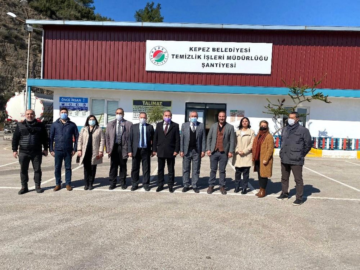Kepez Belediyesinin sokak hayvanları mama projesi, Türkiye\'ye örnek oldu