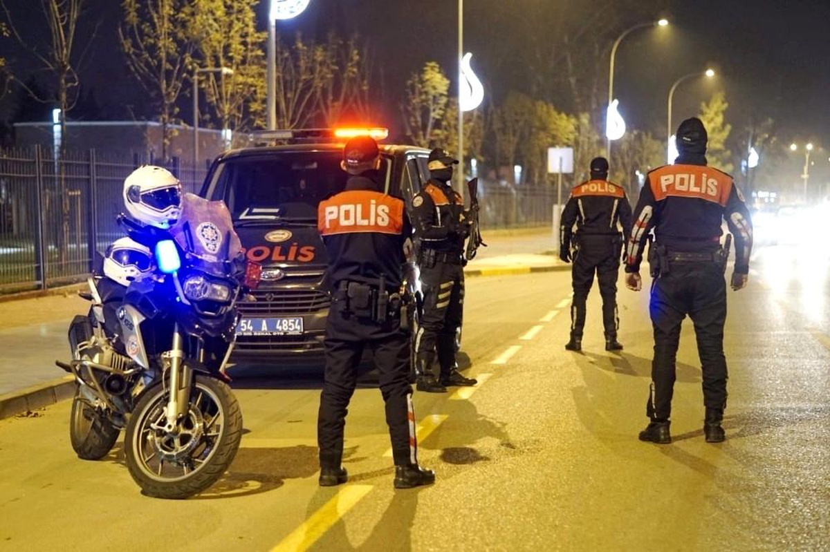 Kısıtlamaları ihlal eden 153 kişiye 206 bin TL ceza kesildi