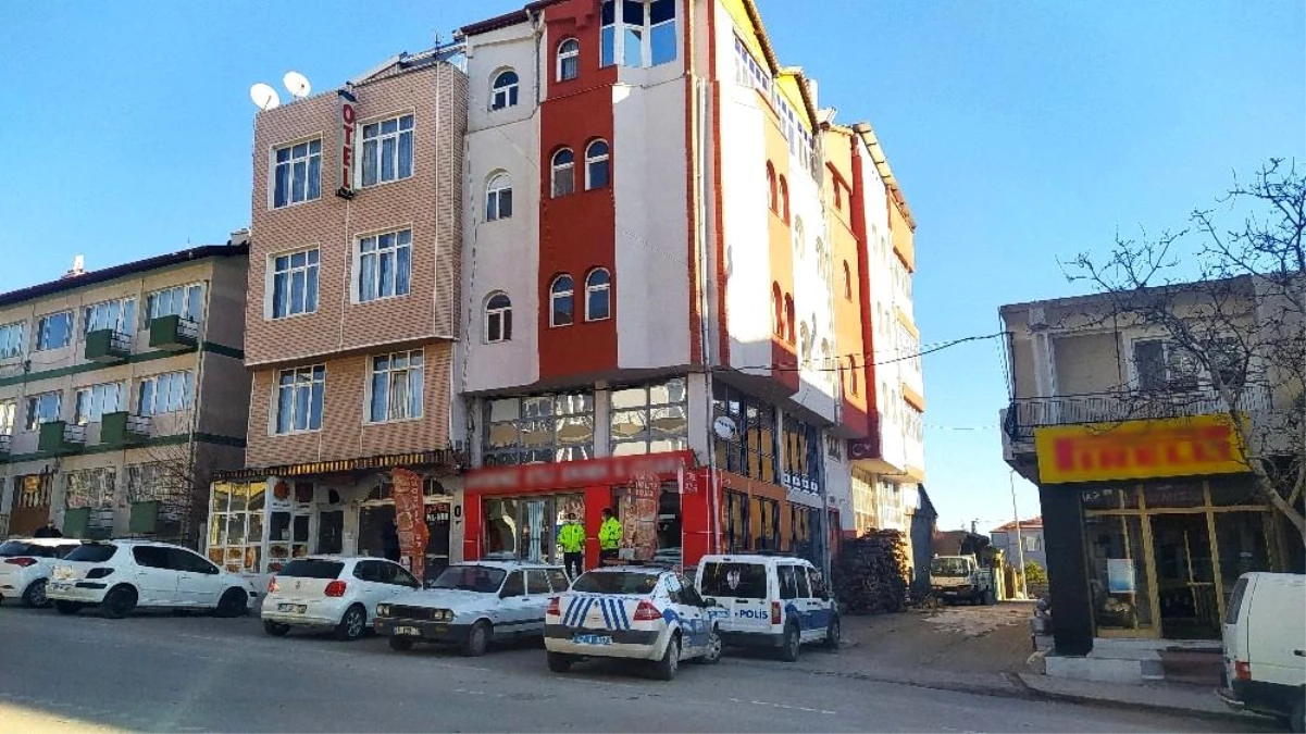 Konya\'da kimya öğretmeni otel odasında ölü bulundu