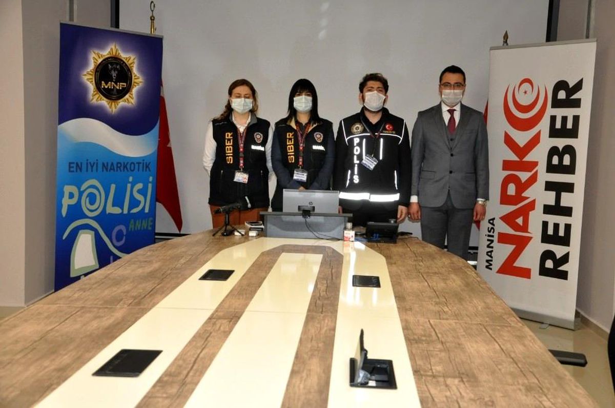 Manisa polisi, 434 okulda 20 bin 400 öğrenci ve velisine ulaşacak