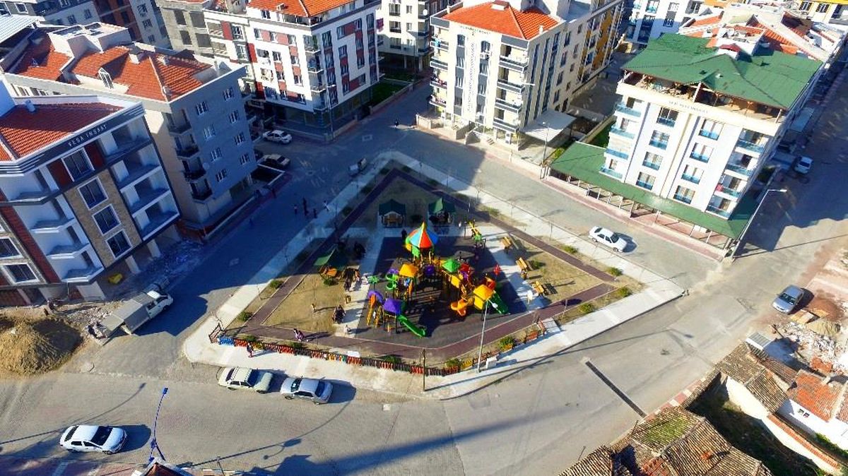 Atatürk Mahallesi parkı hazır