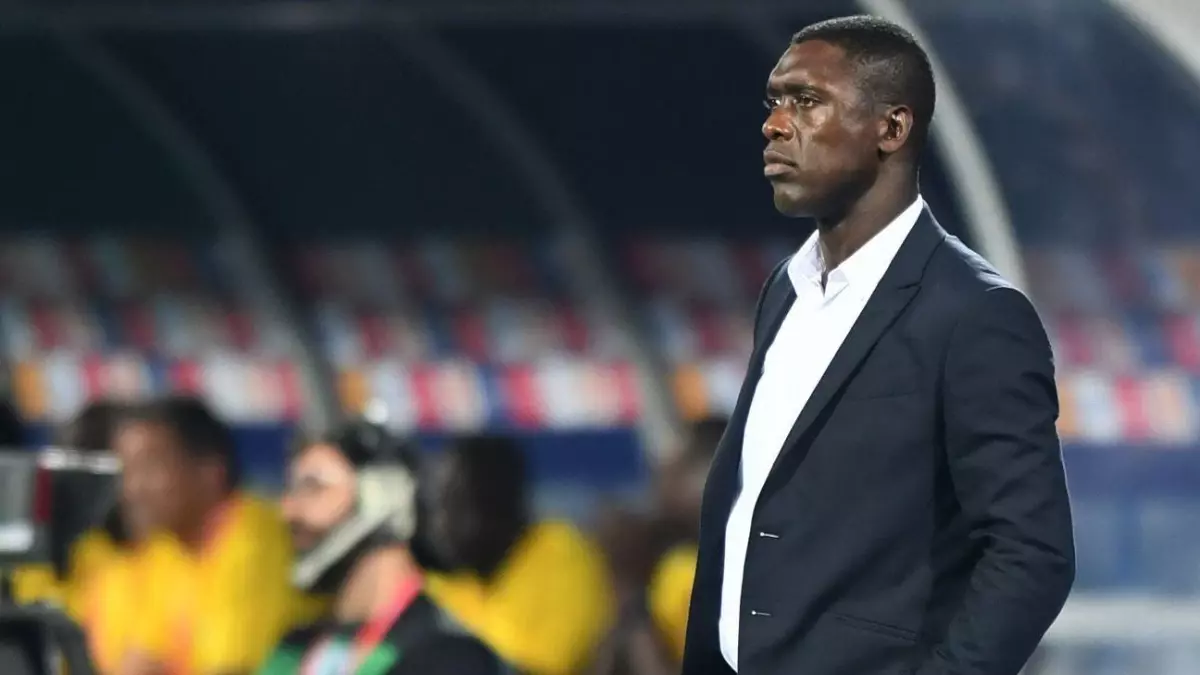 Clarance Seedorf, Avrupa futbolunun önemli kademelerinde siyahilere şans verilmediğini söyledi