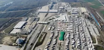 Elektronik randevu sistemi devre dışı kaldı, Kapıkule'de tır şoförleri yine beklemeye başladı