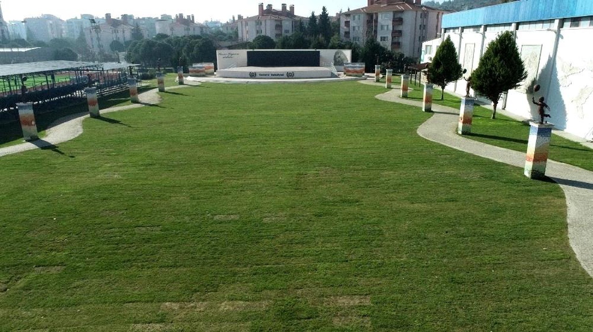 Gaziemir\'in festival alanı yeni yüzüne kavuştu