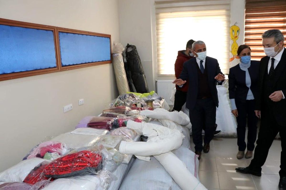 HATSO\'dan kursiyerlere malzeme desteği