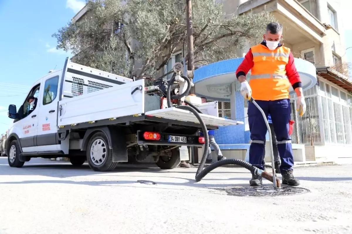 Menderes'te haşere ile mücadele
