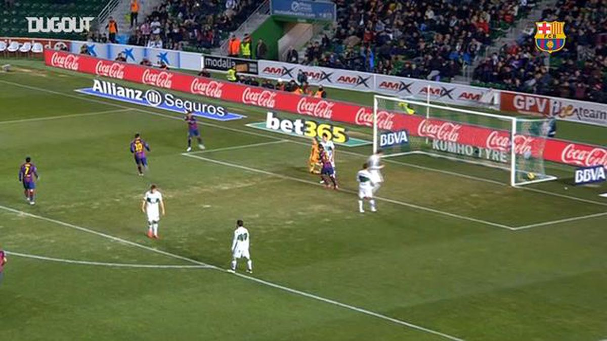 Neymar\'ın Elche\'ye Attığı Harika Vole Golü