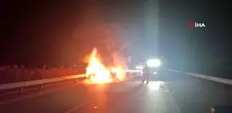 Polisten 150 kilometre kaçan şüphelileri kenti birbirine kattı: Ekip aracına ve bariyerlere çarpan araç alev aldı