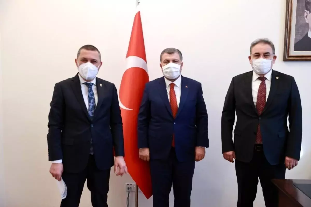 AK Parti Nevşehir milletvekilleri Açıkgöz ve Menekşe, Bakan Koca ile bir araya geldi