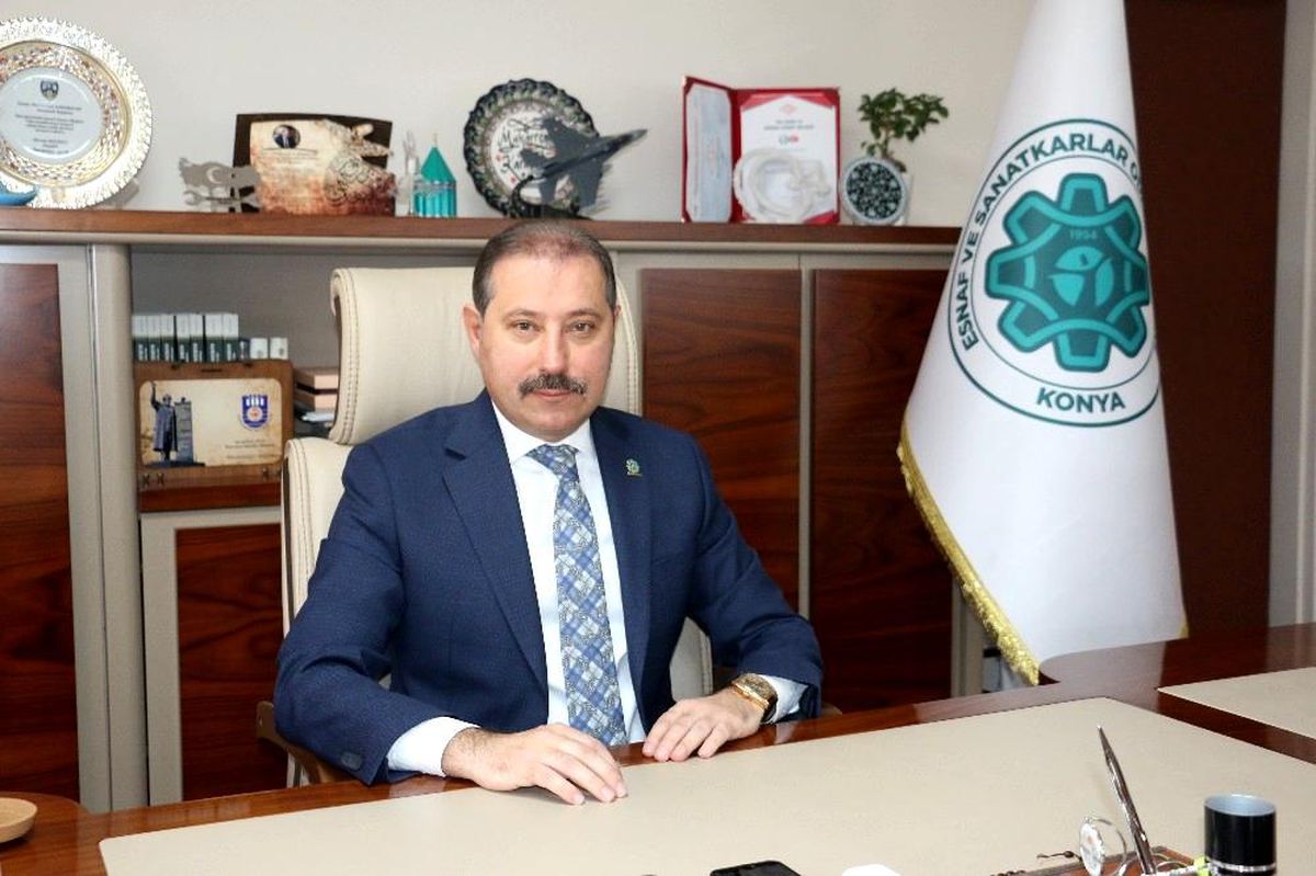 Başkan Karabacak: "Esnaflarımız işyerlerini açmak istiyor"