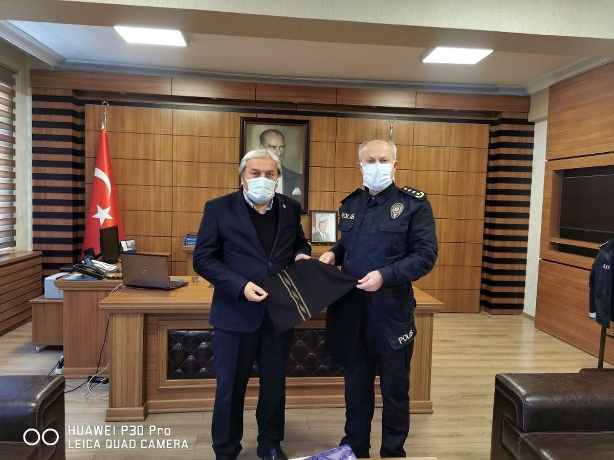 Başkan Şahin: "Emniyet personelimiz tüm övgüleri hakediyor"