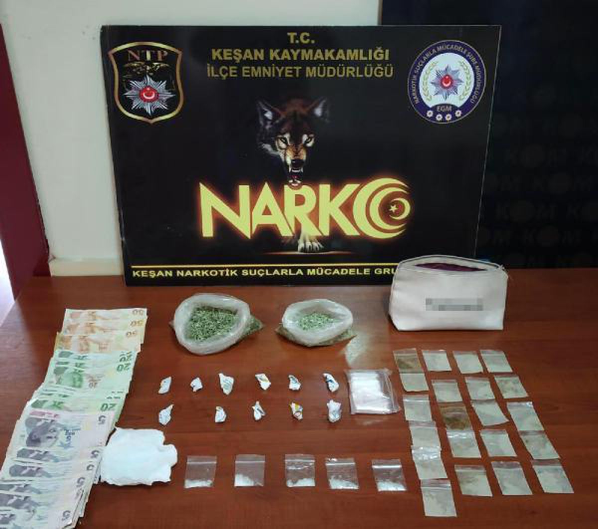 Son dakika haberi | Edirne\'deki uyuşturucu operasyonunda 3 tutuklama