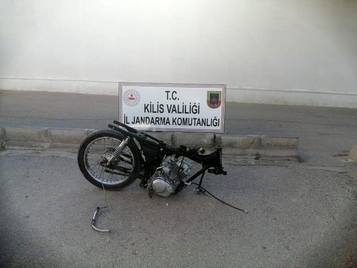 Son dakika haber... Kilis\'te motosiklet hırsızı 3 şüpheli tutuklandı