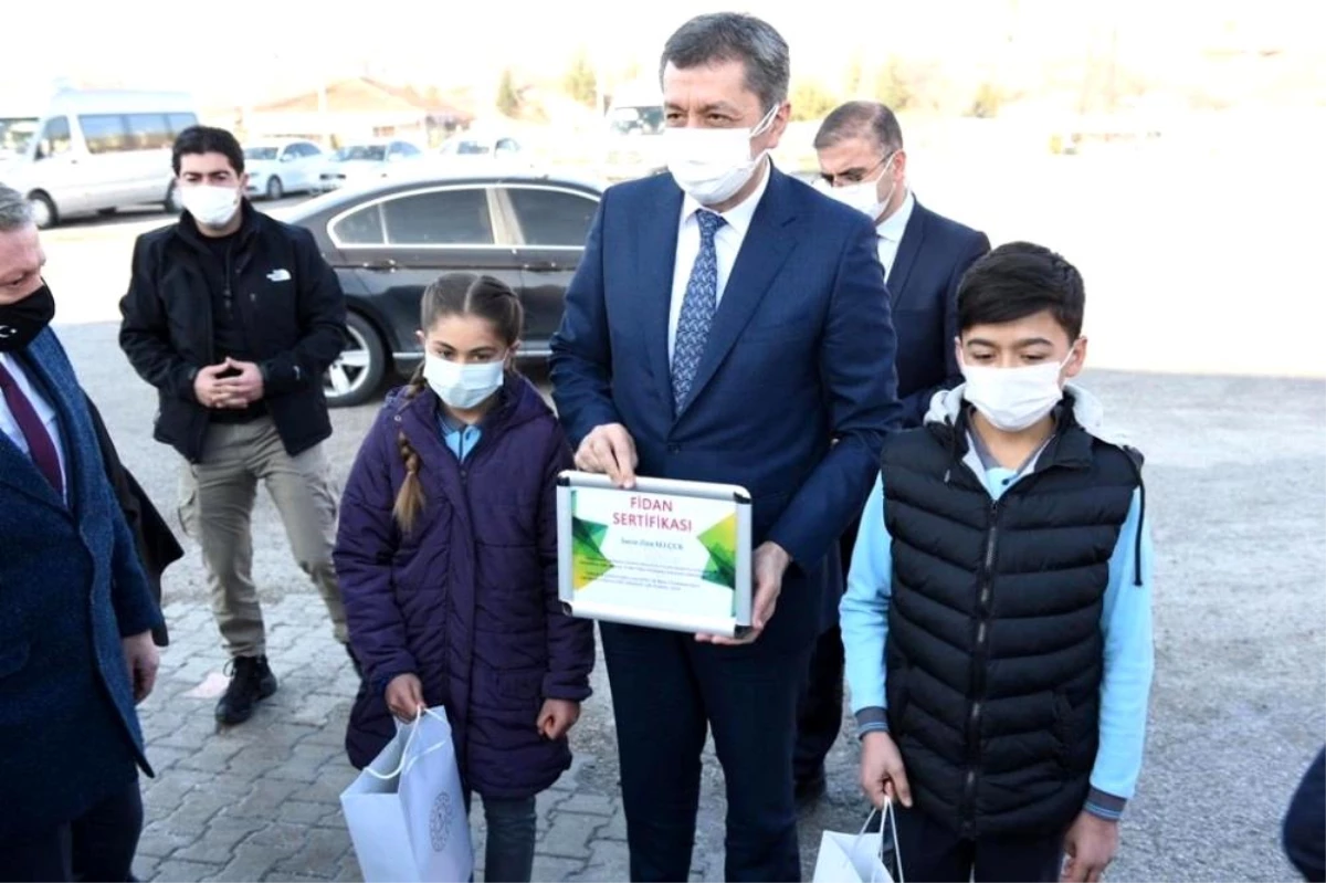 Milli Eğitim Bakanı Ziya Selçuk, Çorum\'da aşılama sürecini başlatıyor