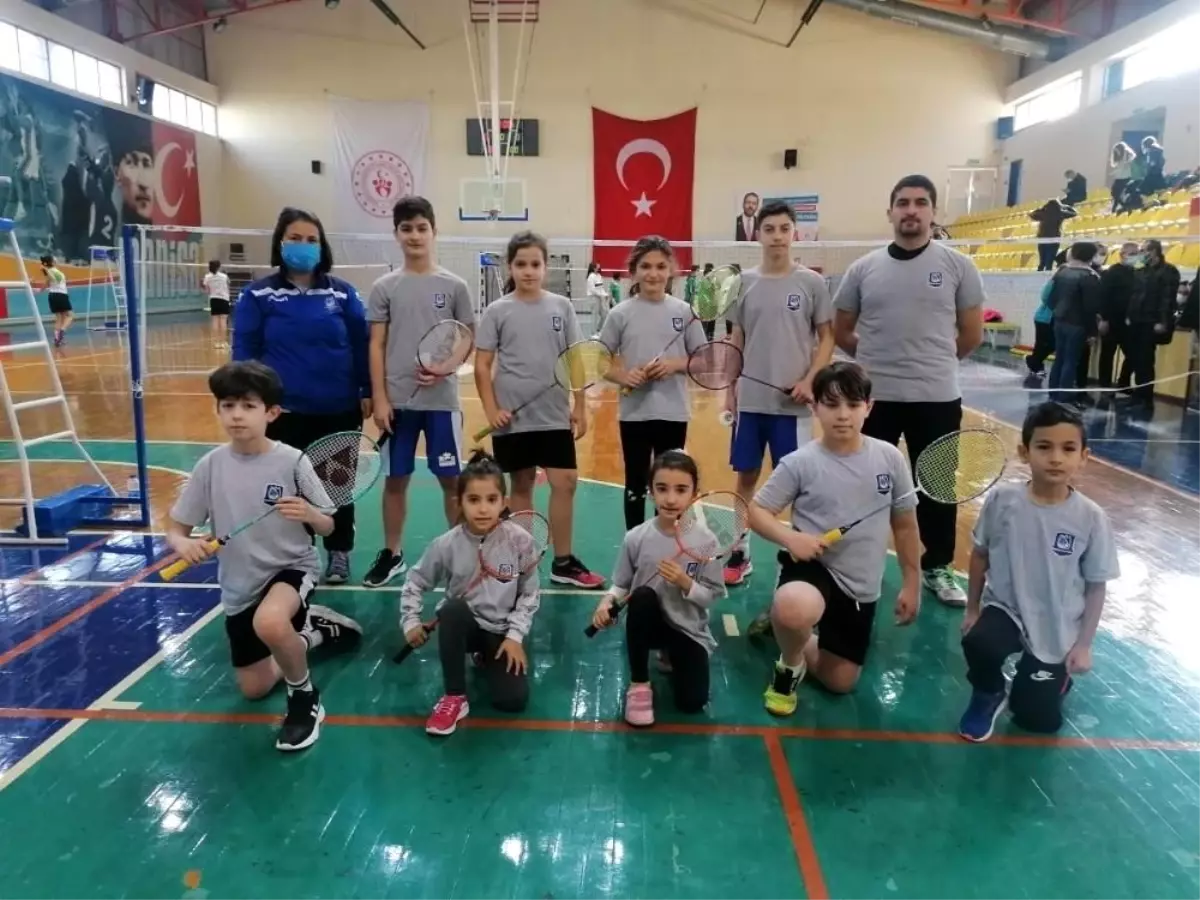 \'Sigarayı Bırakma Günü Badminton Turnuvası\' yapıldı