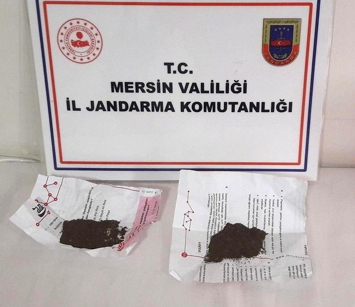 Son dakika haberi... Araçta uyuşturucu kullanan iki kişi suçüstü yakalandı