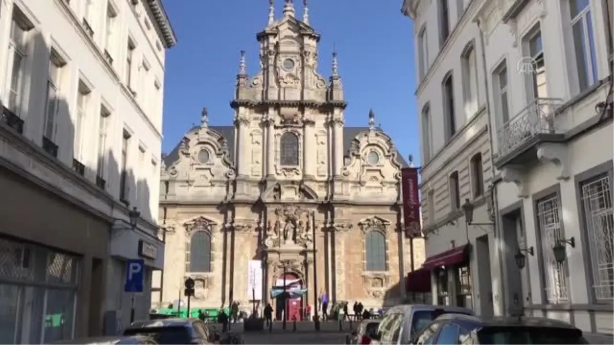 Belçika\'nın "kağıtsız" göçmenleri resmi oturum belgelerini istiyor