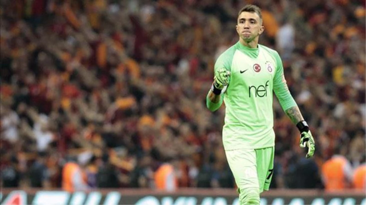 Galatasaray\'da Muslera depremi yaşanıyor! Menajeri yeni sözleşmeyi kabul etmedi