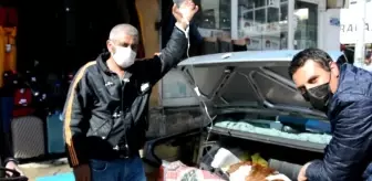 Hasta buzağı özel otomobille veterinere getirildi