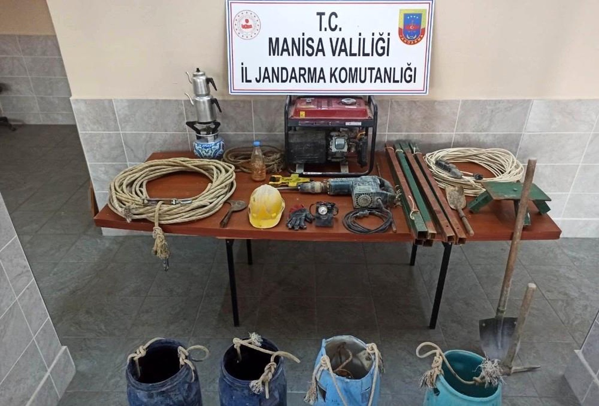 Manisa\'da kaçak kazı yapanlara operasyon