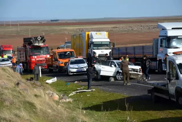 Terhisini alan asker, memleketine dönüş yolunda geçirdiği trafik kazası sonucu hayatını kaybetti