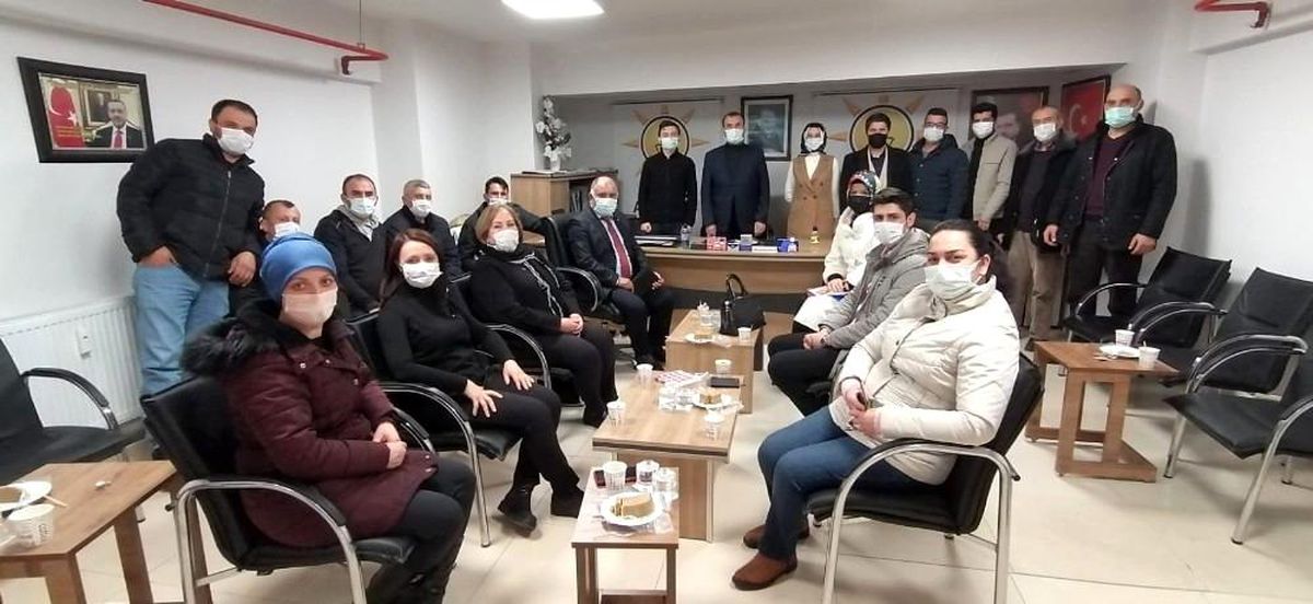 AK Parti\'den Pazaryeri\'ne çıkarma