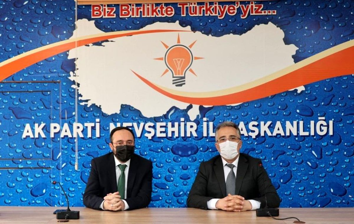 Başkan Savran, AK Parti İl Başkanı Kemikkıran\'a hayırlı olsun ziyaretinde bulundu