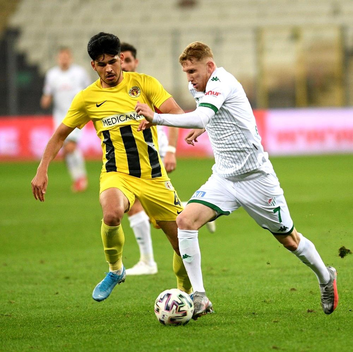 Bursaspor\'a 2021 yaramadı Yeşil beyazlı takım 7 maçta 14 puan kaybetti
