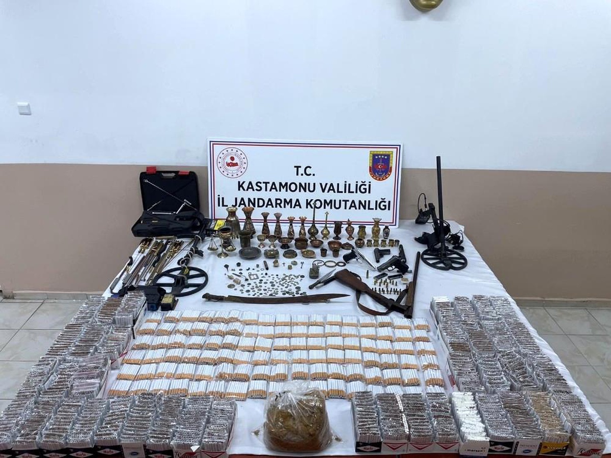 Son dakika... Kastamonu jandarma ekipleri çok sayıda tarihi eser ele geçirdi